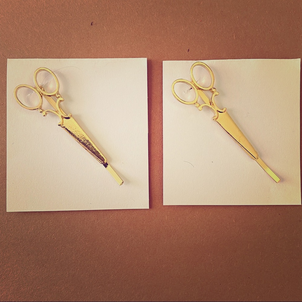 *Adorable* Gold Scissor Hair Pins